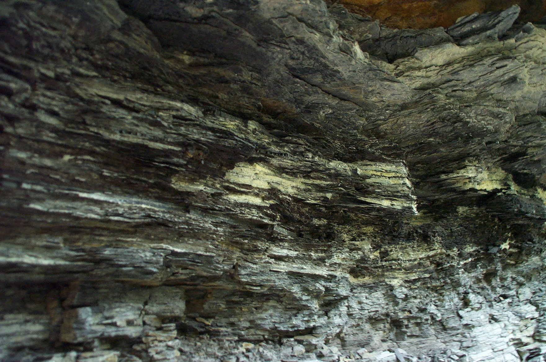 2002-04-20-14-56-42.OR-EASTM-KODAK