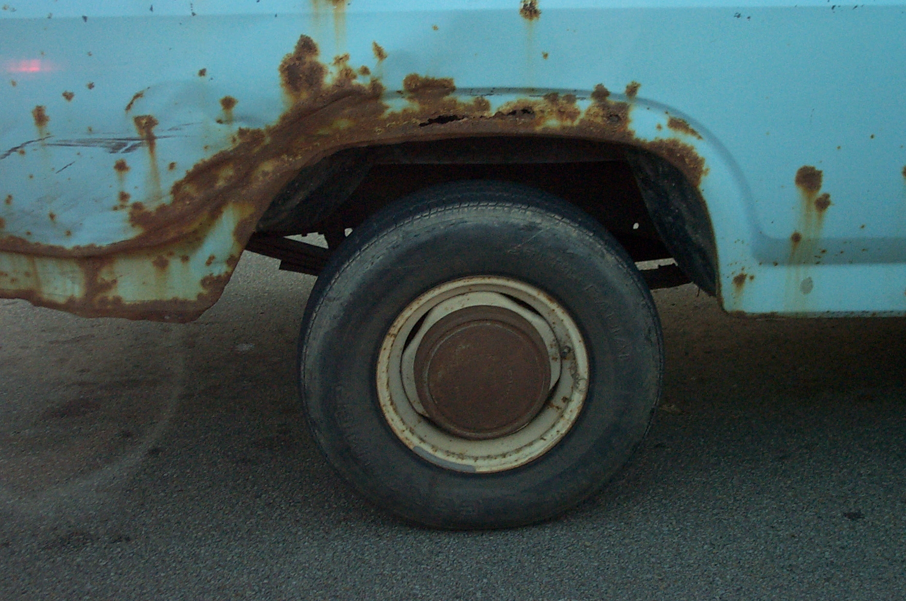 2002-05-03-18-59-38.OR-EASTM-KODAK