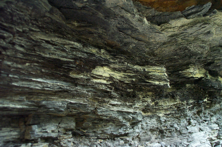 2002-04-20-14-56-42.OR-EASTM-KODAK