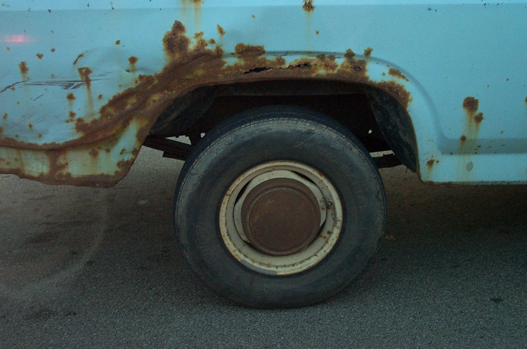2002-05-03-18-59-38.OR-EASTM-KODAK