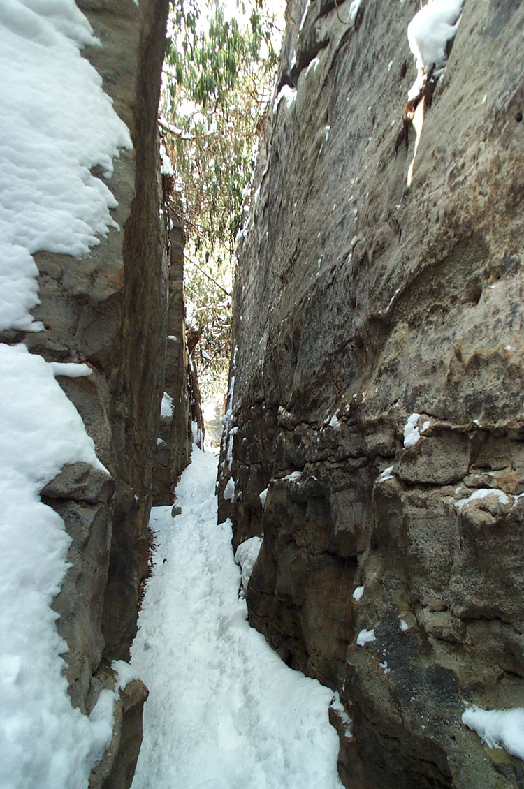 2003-01-25-22-27-35.OR-EASTM-KODAK