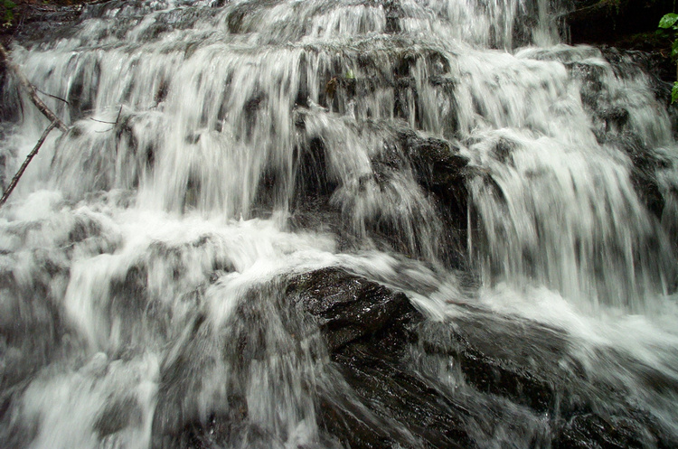 2003-09-20-08-32-15.OR-EASTM-KODAK